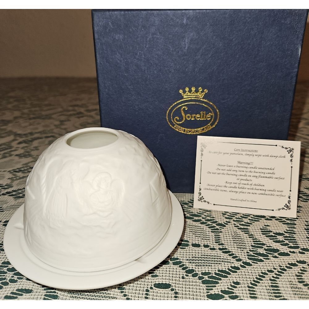 Sorelle Fine Porcelain Votive Tea Light Candle Holder with a Christmas Scene